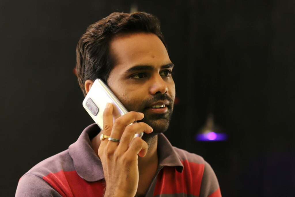 Hosted Voip Telephone Call - Bizvox Communications