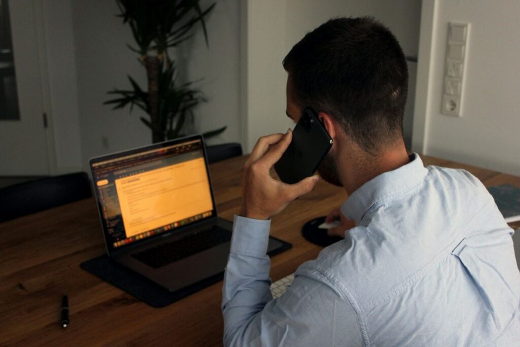 Phone Call While Working - Bizvox Communications Business Hosted Voip